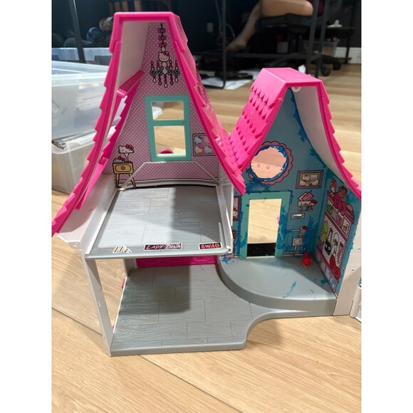 HELLO KITTY & FRIENDS Fold-Out Dollhouse Playset Sanrio 2016 Just Play 15" - Picture 3 of 10